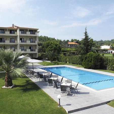 קריופיגי Hotel Azur מראה חיצוני תמונה