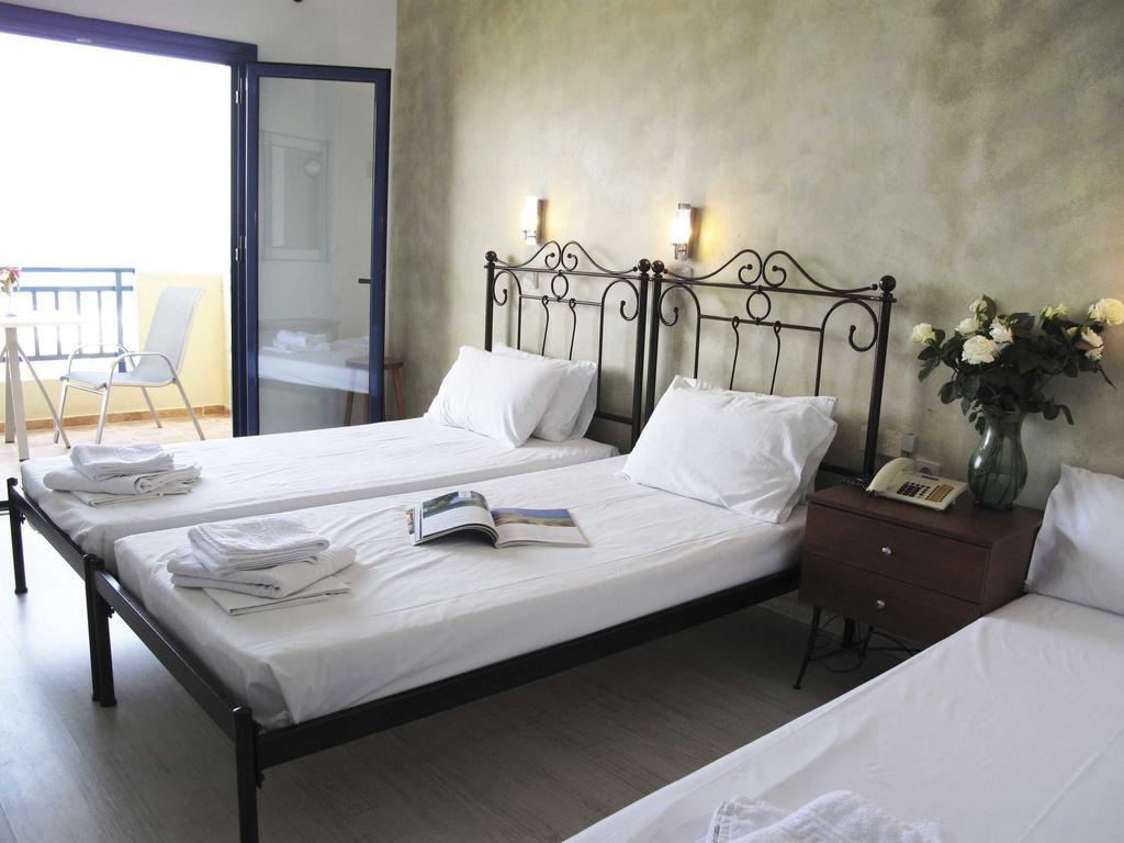 קריופיגי Hotel Azur חדר תמונה