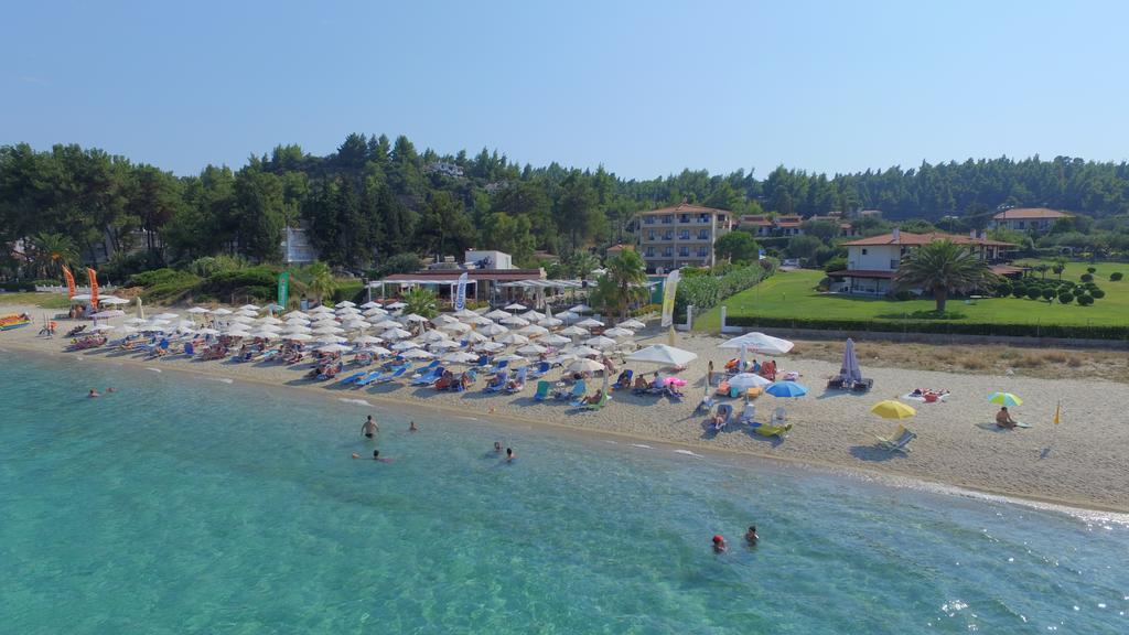 קריופיגי Hotel Azur מראה חיצוני תמונה