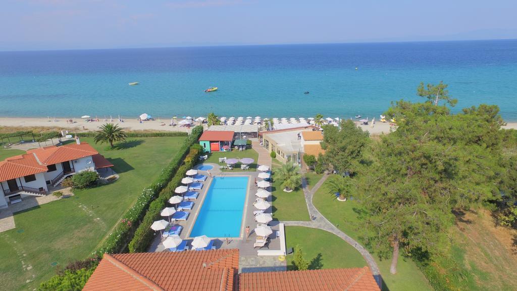 קריופיגי Hotel Azur מראה חיצוני תמונה