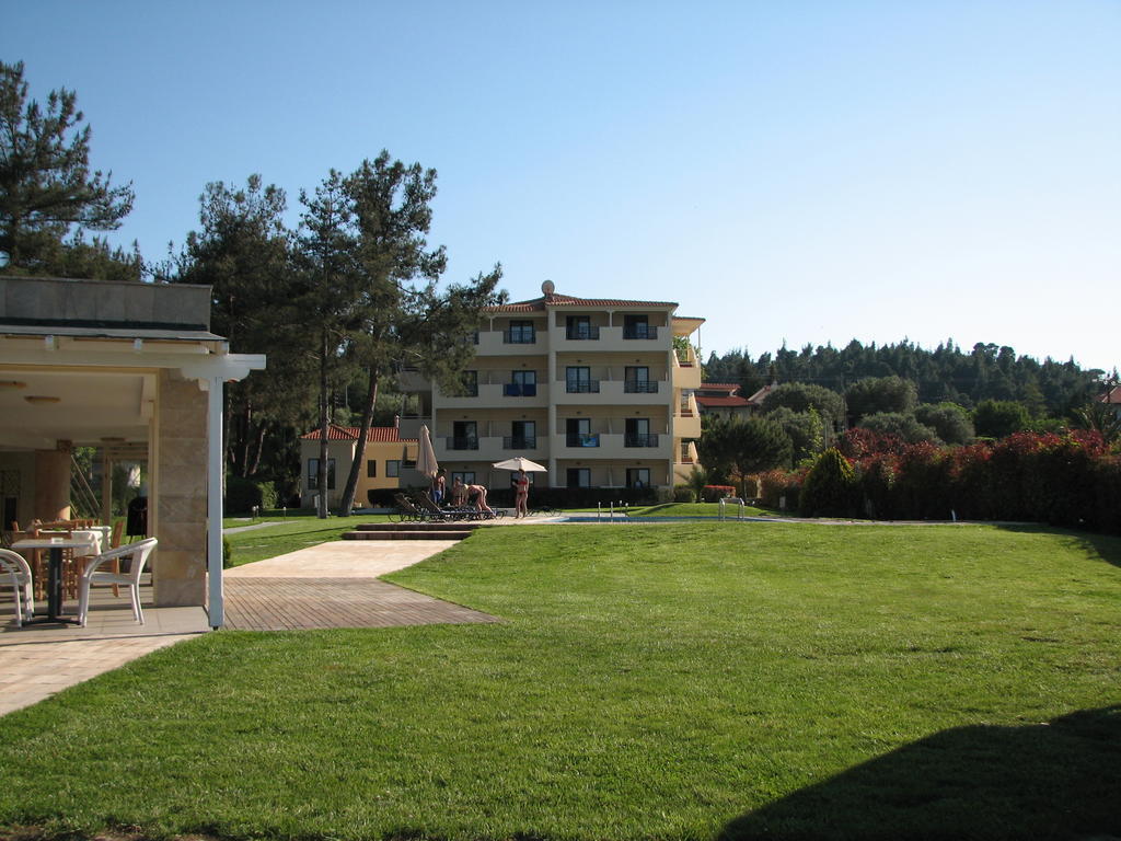 קריופיגי Hotel Azur מראה חיצוני תמונה