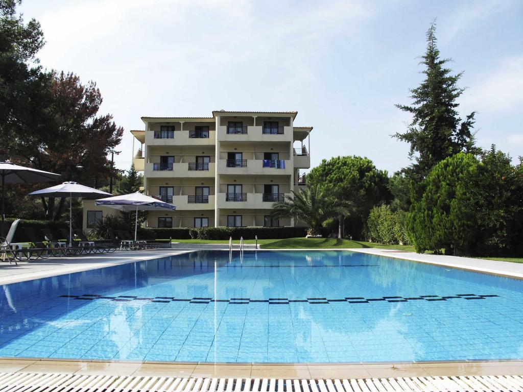 קריופיגי Hotel Azur מראה חיצוני תמונה