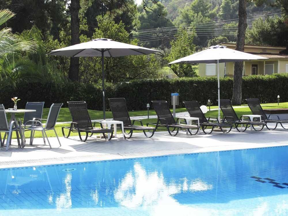 קריופיגי Hotel Azur מראה חיצוני תמונה
